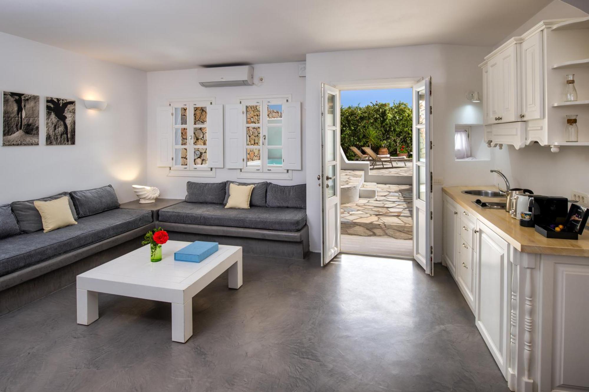 Vourvoúlos Anema Boutique Hotel & Villas Santorini מראה חיצוני תמונה